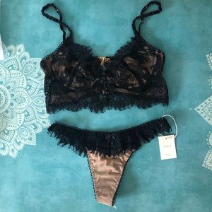 Black Lace Lingerie Set Bra and Thong